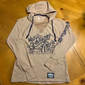 Vintage Disney World Mickey Mouse sweatshirt